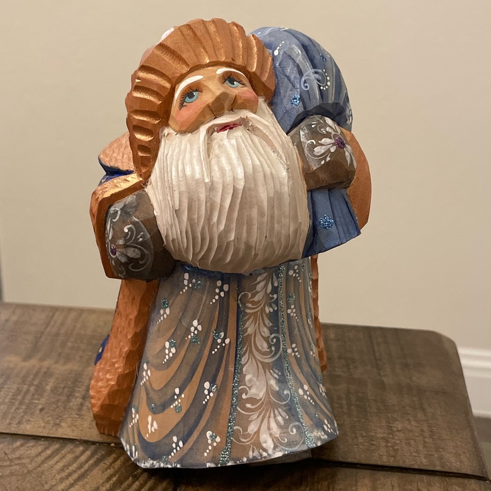 Beautiful Debrekht Blue Santa